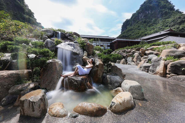 CHƯƠNG TRÌNH THAM QUAN VÀ TẮM  SUỐI KHOÁNG ONSEN QUANG HANH