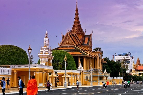 SÀI GÒN - QUẦN THỂ ANGKOR- THỦ ĐÔ PHNOMPENH