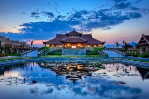 Teambuilding: Hà Nội – Emeralda Resort*****