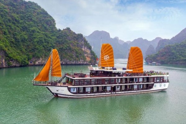 DU THUYỀN LILY CRUISE