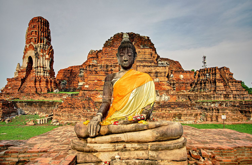 4-ngoi-chua-khac-du-khach-nen-ghe-khi-du-lich-thai-vao-mua-he