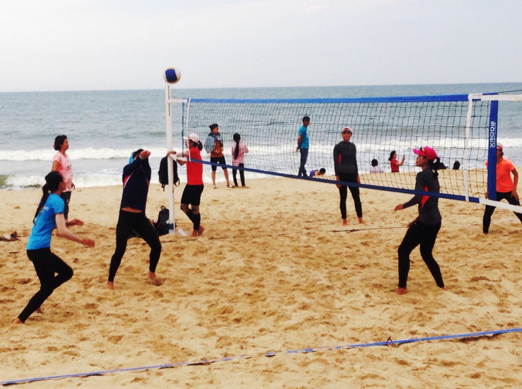cac-tro-choi-cho-team-building-1-ngay-tai-bien-ha-noi